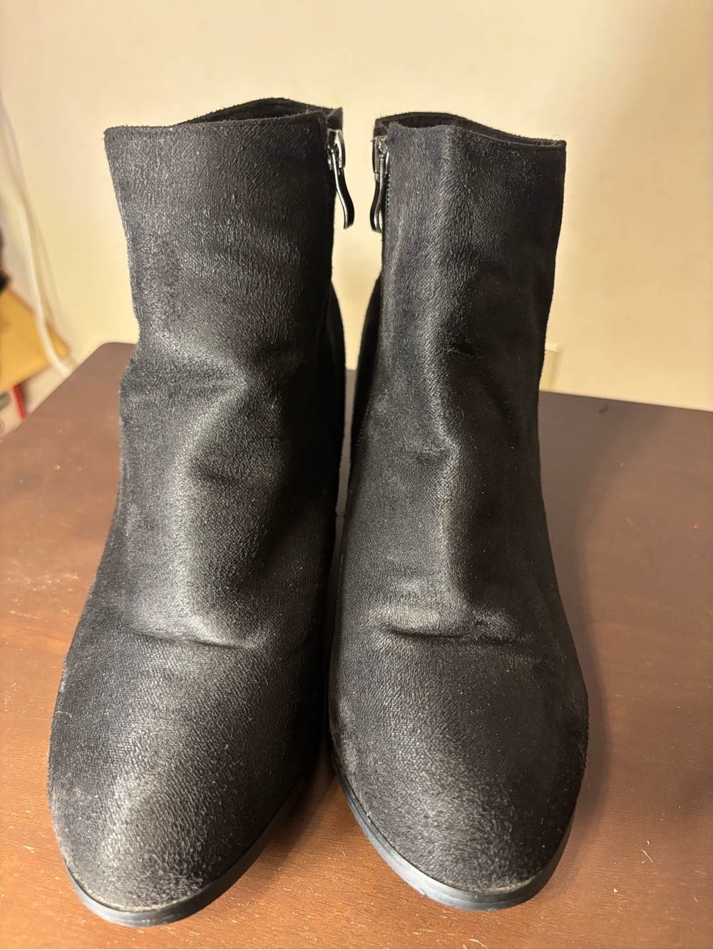 Black Ankle Booties Chunky Block Heel Side Zip Women’s Size 42 (Size 11) 2inch